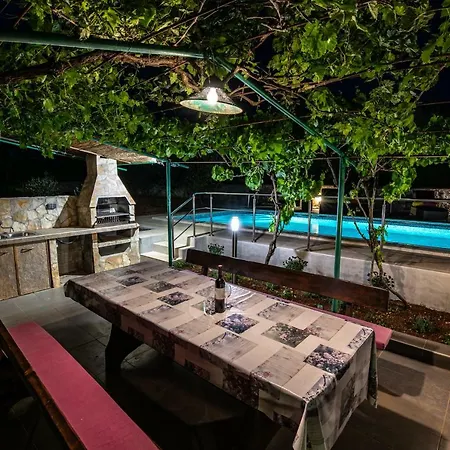 Mara Semesterbostad Fondole