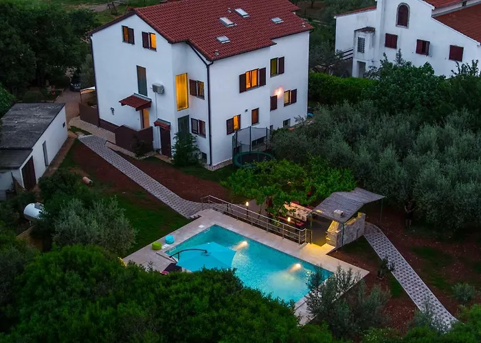 Mara Tatil Evi *