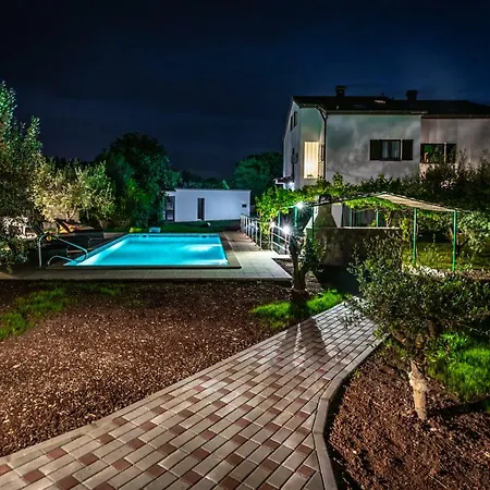 Mara Holiday home Fondole