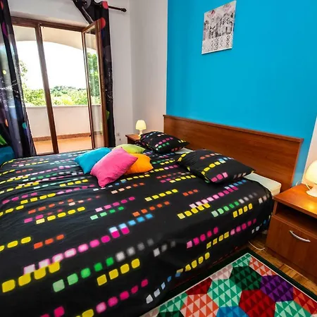 Mara Holiday home *