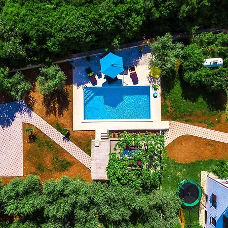 Holiday home Mara Fondole